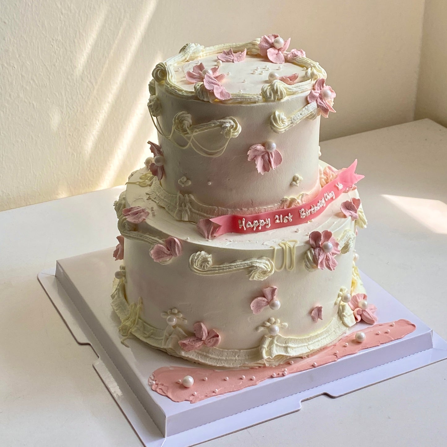 2 Tier Vintage Flower