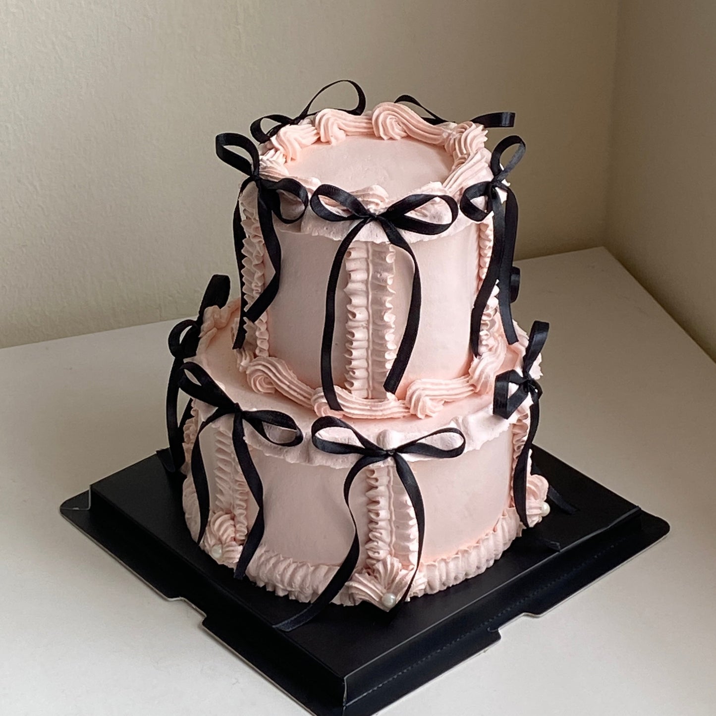2 Tier Black Pink